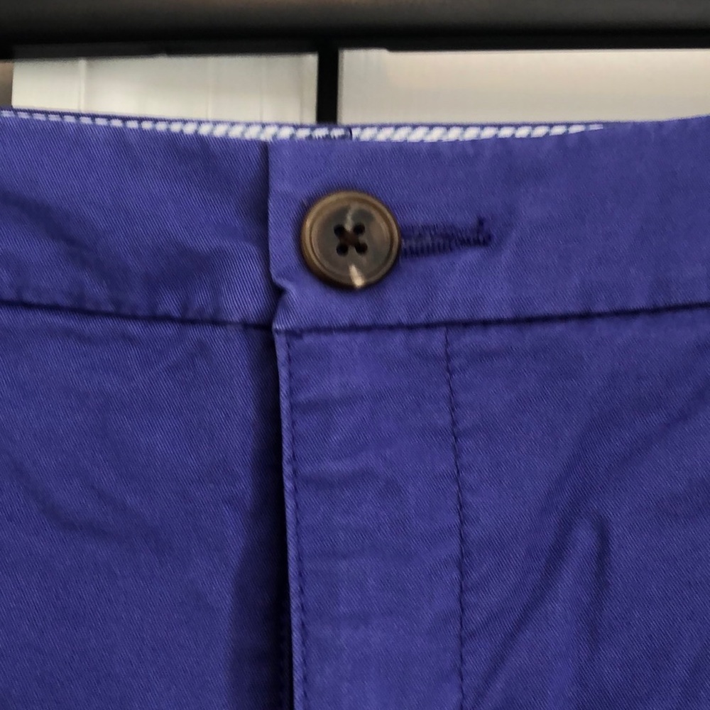 Shorts - Picture 3 of 6
